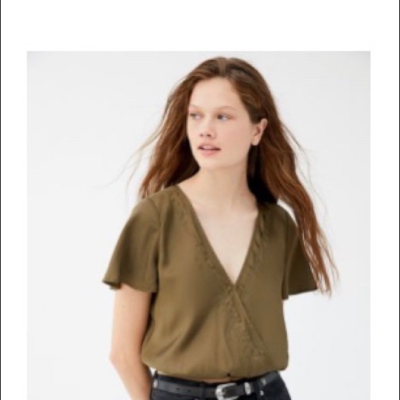 Green Satin Short Sleeve Top - Picture 3 of 7